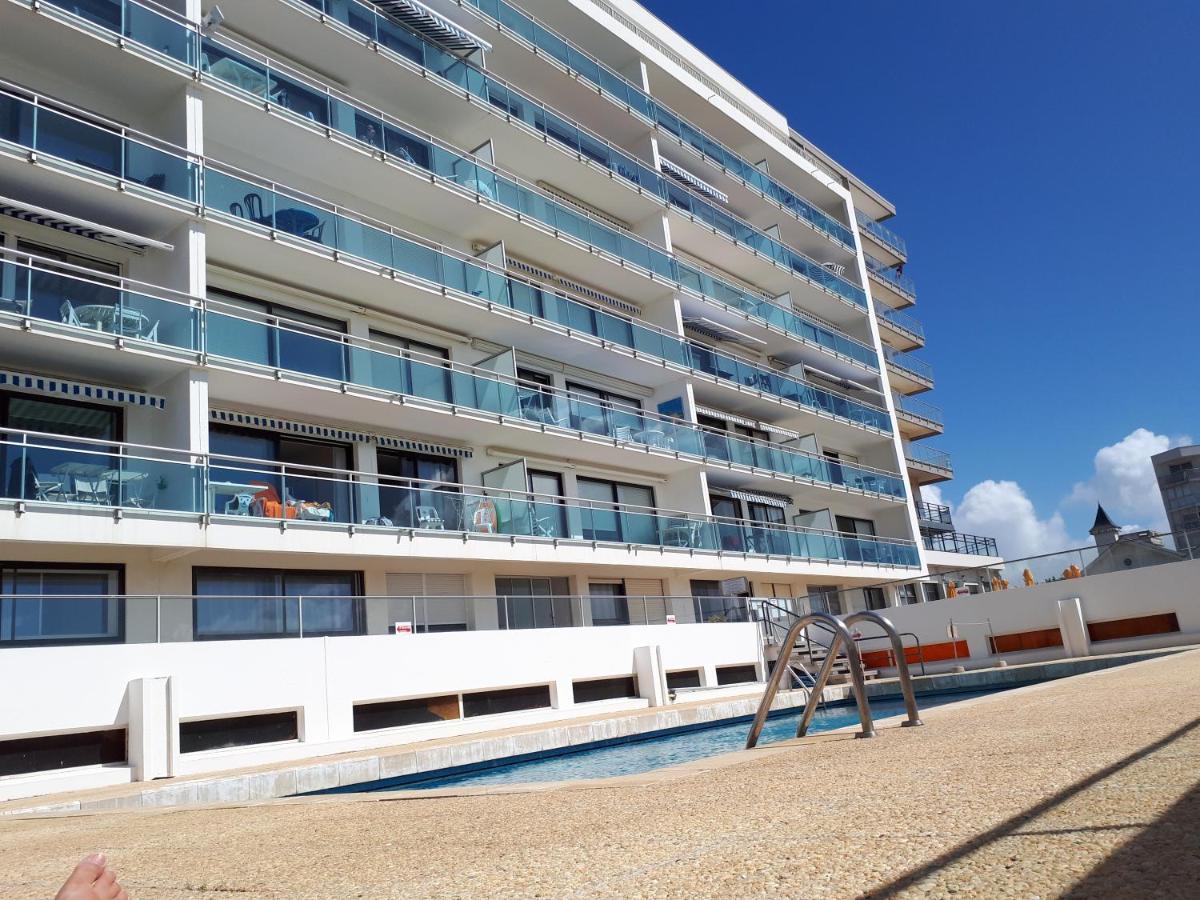 Residence La Garenne A La Grande Plage, Vue Mer, Piscine Et Parking Prive, 6 Personnes Saint-Gilles-Croix-de-Vie Exterior photo